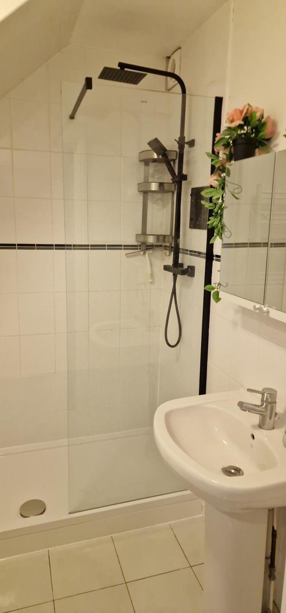 Lovely Serviced Apartment, Free Parking, Oxford Eksteriør billede
